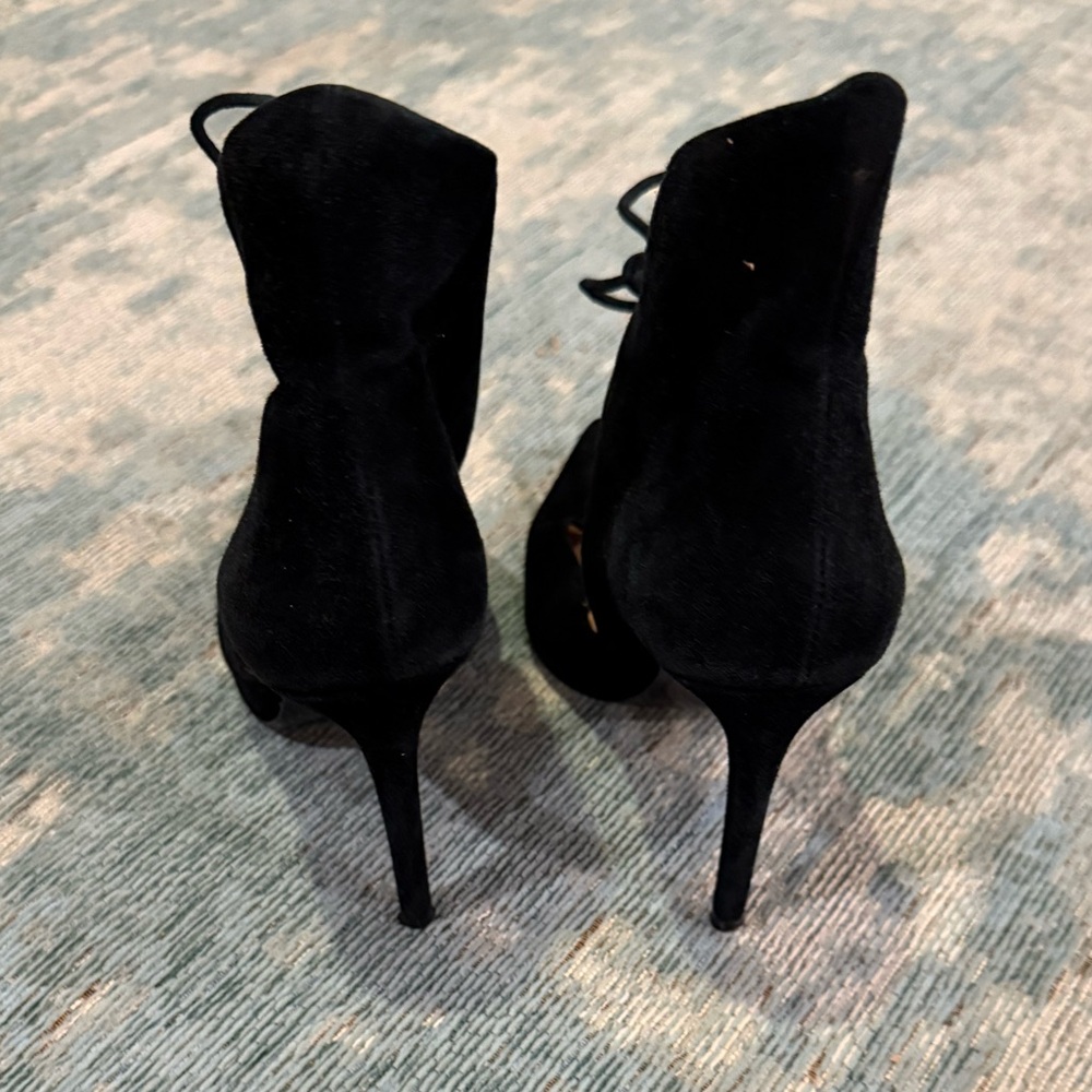 GUC - Zara black high heels size US 8 or EU 39 - Picture 4 of 8